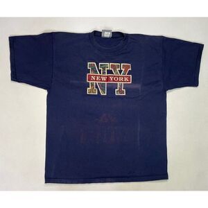 VINTAGE New York City NYC Embroidered Souvenir T-shirt Men Large USA 90s